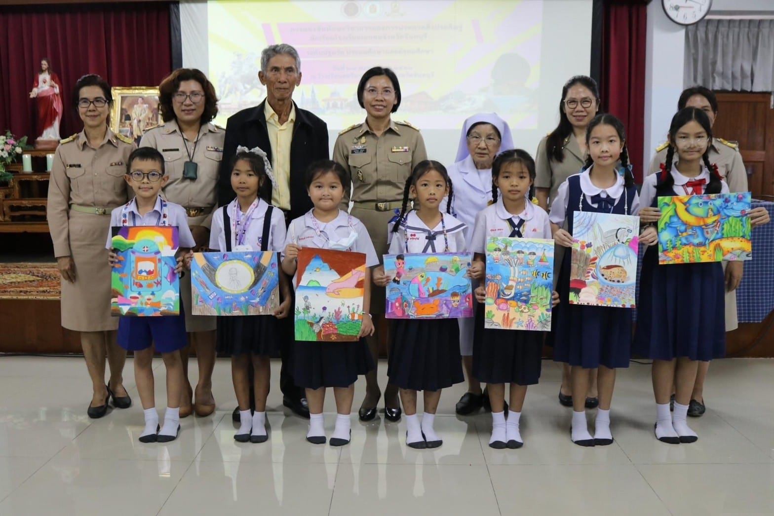 การแข่งขันทักษะวิชาการและการประกวดสิ่งประดิษฐ์นักเรียนโรงเรียนเอกชนระดับจังหวัดจันทบุรี